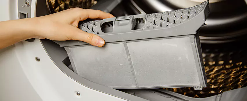 Signs Of A Clogged Dryer Lint Trap in Merrifield, Virginia